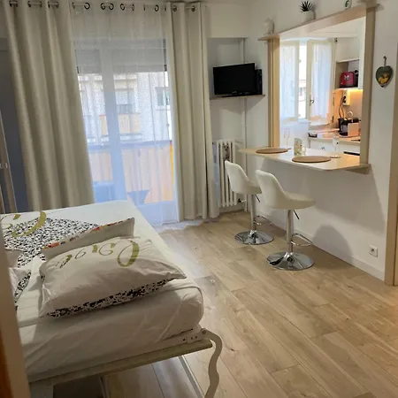 Apartment Maroelvi